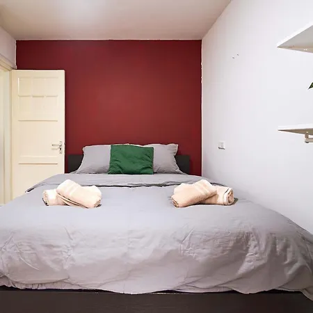 Modern Comfort In The Heart Of Appartement *